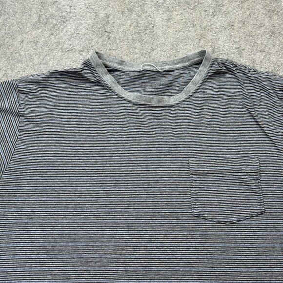 Patagonia T-Shirt Men L Blue Gray Striped Pocket Crew Neck Squeaky Clean 52790 - Picture 1 of 14